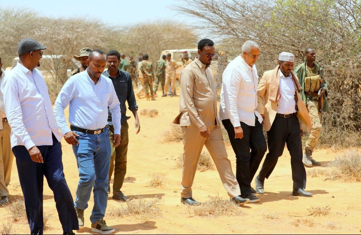 CigaalCaymo's tweet photo. Ceerigaabo:- Waxaan nabad waarta u rejaynayaa beelaha walaalaha ah ee ku dagaalamay Dooxada Laashimo ee Degmada Ceerigaabo gobolka Sanaag.

Nabad baa naas la nuugo leh, ismaqal iyo isku garaabid ehelka wada Dagan iyo Nabed inay ku wada nolaadaan, inta nool ba Nabad u baahan. https://t.co/82e4tOi9UW