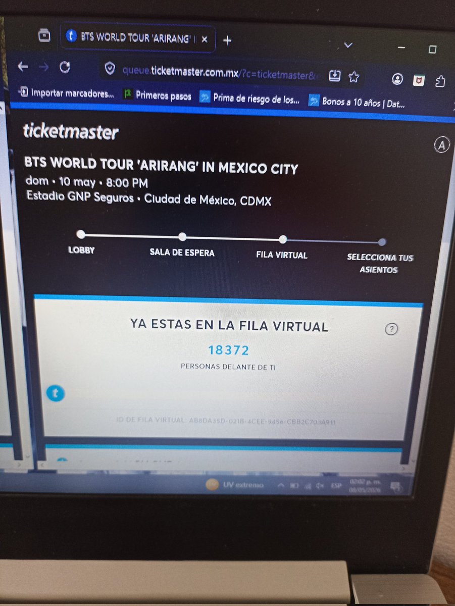 ArixBang's tweet photo. VA SUPER LENTA LA FILAAA
#BTSMéxico https://t.co/4MWWmCTWeu