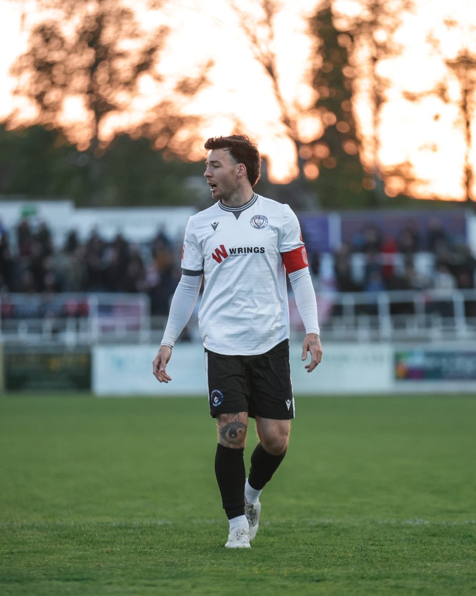 Portishead Town FC tweet media