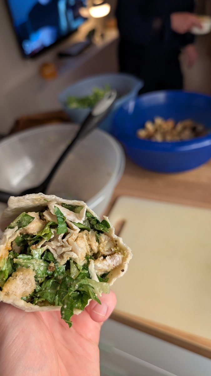 _Cahlu_'s tweet photo. Chopped Ceasars Salad Wrap https://t.co/XkDyyRnPHU