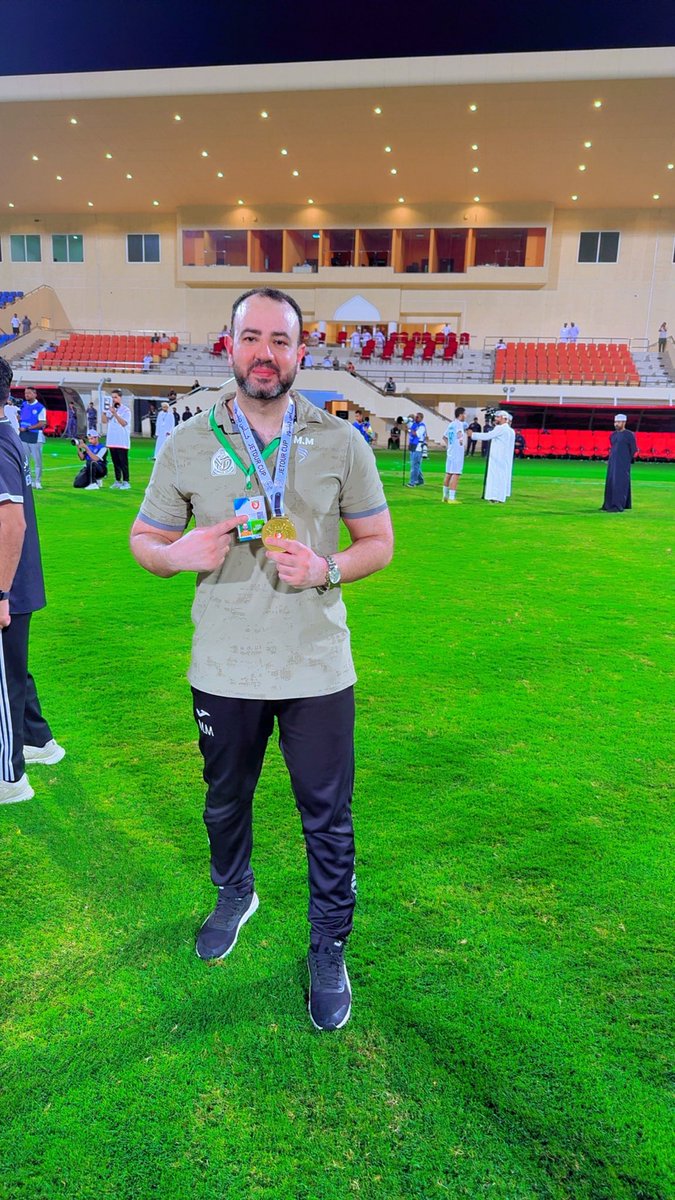d94073231's tweet photo. الحمدلله كأس جيتور صحراوى الف مليون مبروك لجماهيرنا الغاليه حلم طال انتظاره والحمدلله 😊🏆🥇💚💚💚💚💚💚💚💚💚 https://t.co/y9LuxYlE8z