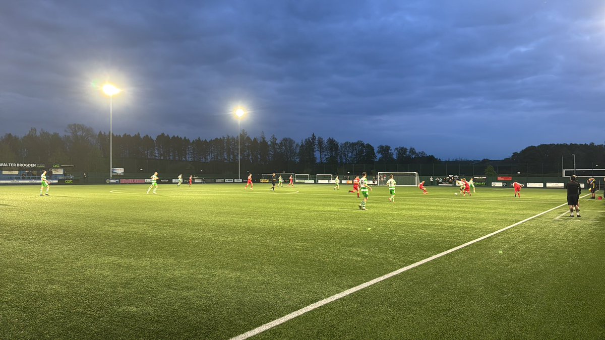 CumberlandFA's tweet photo. 🏆 | Logan Carson makes a superb save in with his feet to deny Theo Rankine a fourth and keep the scores level!

Still 👇

@northbank_fc U18 3️⃣
⚽️⚽️⚽️ Rankine

@CMCelticFC U18  3️⃣
⚽️ Amour
⚽️ Compton

#CFAU18CountyCupFinal26 https://t.co/hwsxb2Vm4w