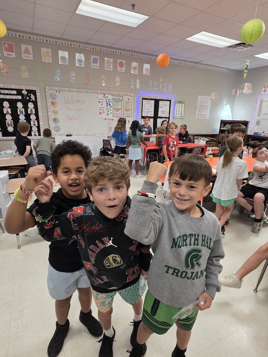 smith1st's tweet photo. These dudes were super excited about their purchases at the 2nd grade market! Thanks to our #mvesgainesville 2nd grade teachers and students for letting us be consumers! https://t.co/OBbq9qB6ug