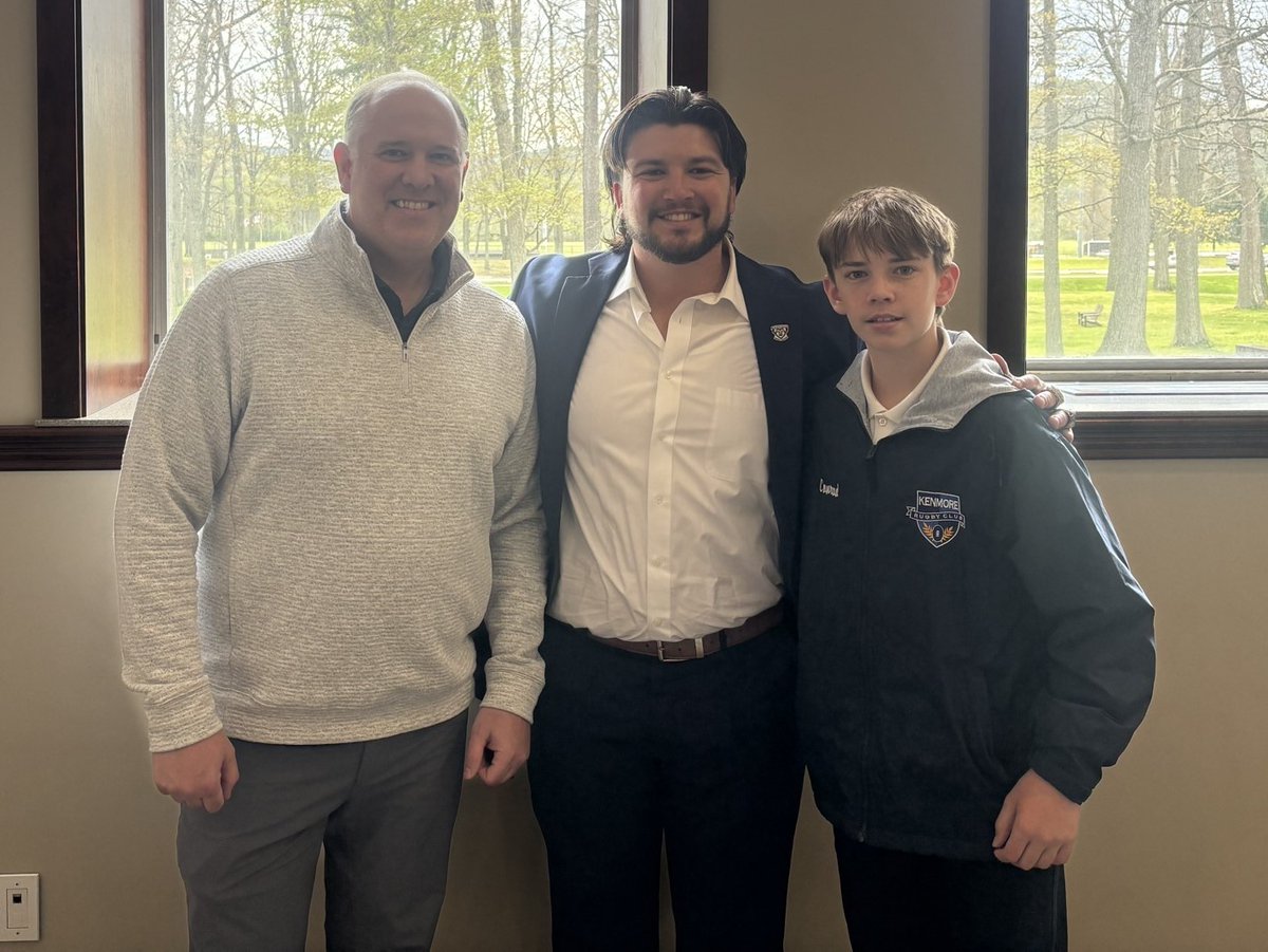 140thBill's tweet photo. Always a good Friday when Liam and I get to hang out with a winning rugby team.

We just helped celebrate the national champs of @SBURugby, presenting them with a resolution that this former rugby player and coach was delighted to co-sponsor. https://t.co/x9AZgV8utb