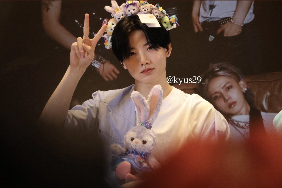 ♡𝟗𝟗♡ tweet media
