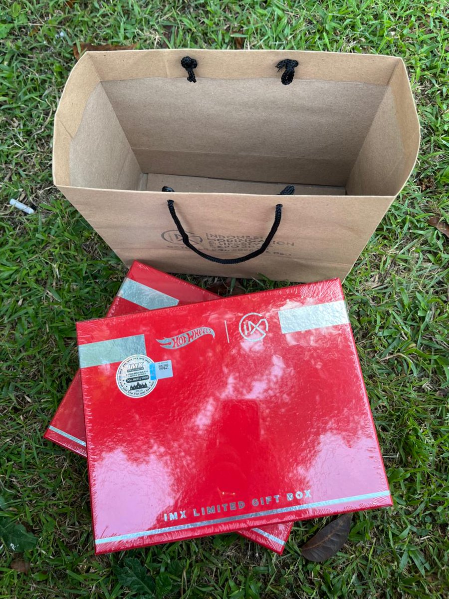 serchnotfound's tweet photo. WTS hotweels IMX limited box #zonauang #zonajajan https://t.co/TLnrPTuM7s