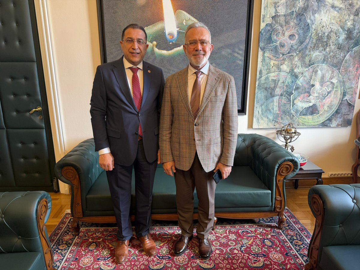 AK Parti Manisa tweet media