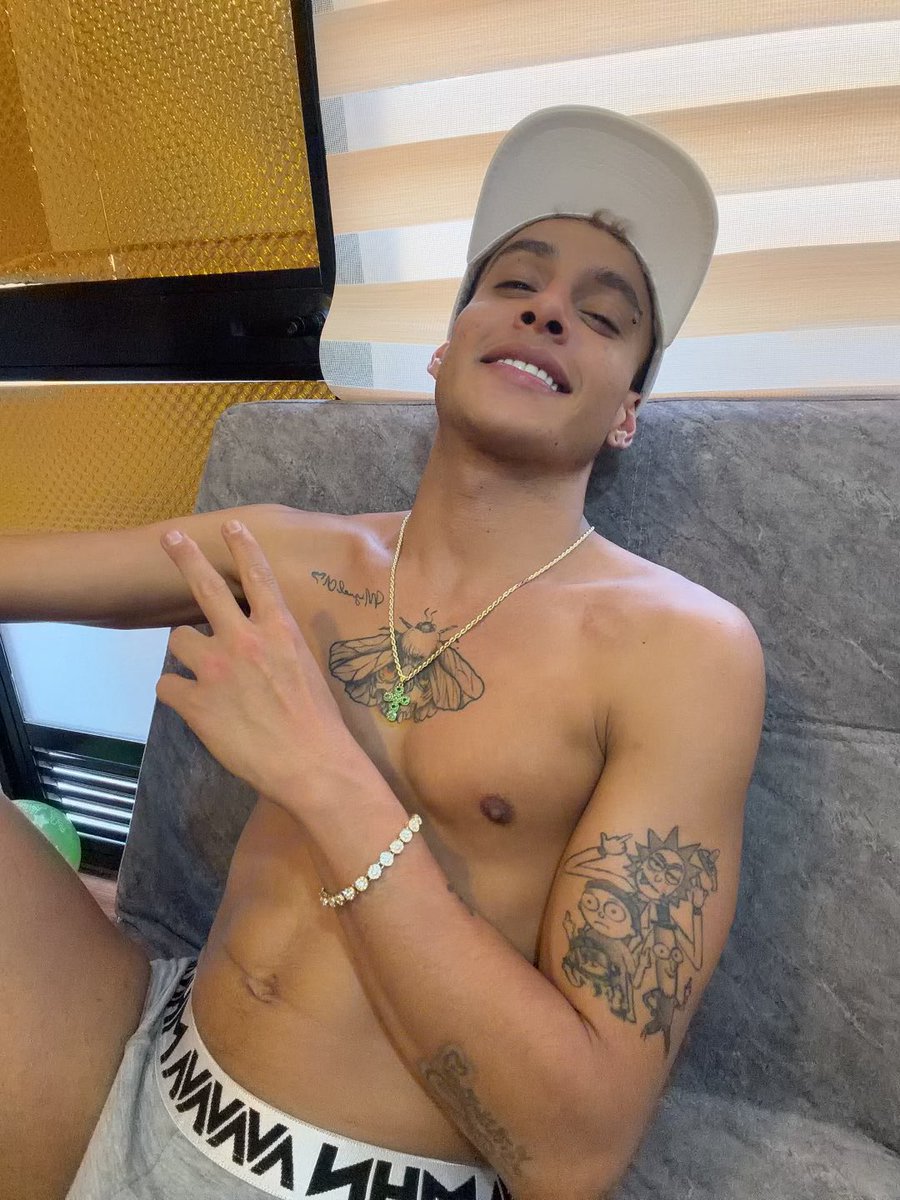 AlejoTwinkLatin's tweet photo. https://t.co/xDXuS7Wo09