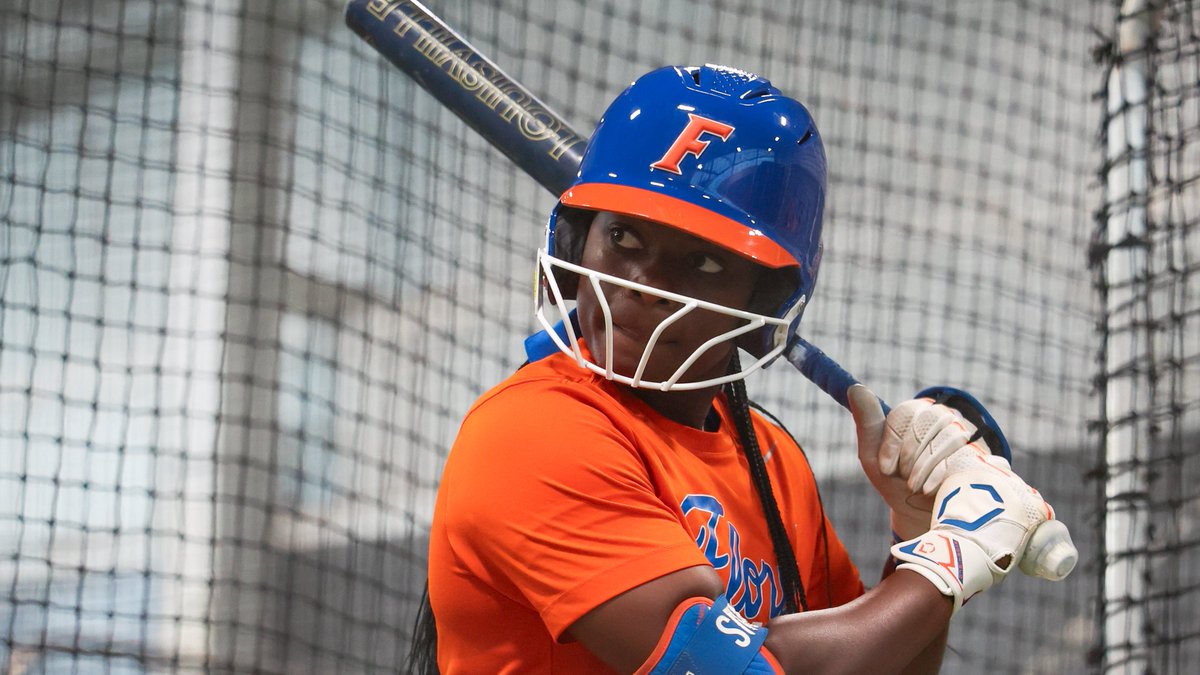 Gators Softball tweet media