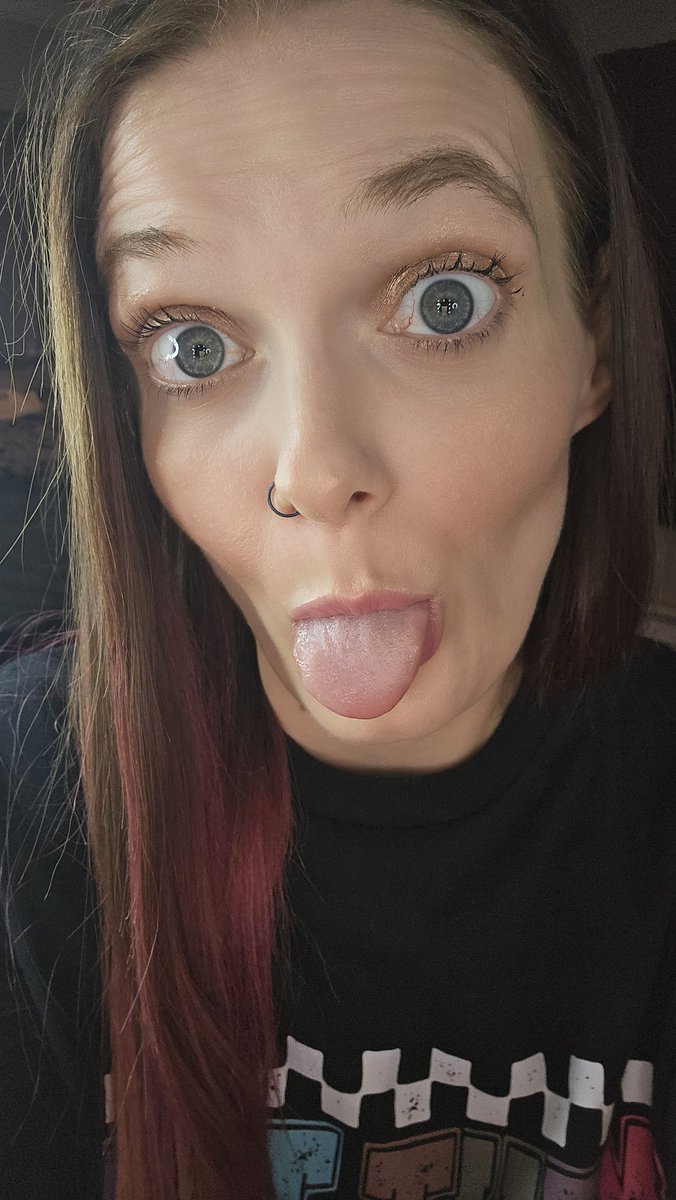 PintSizedMomma tweet media