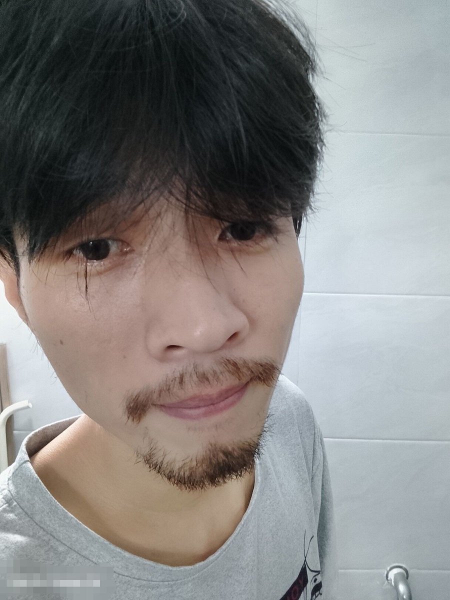 林小被 tweet media