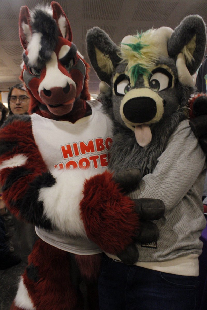Lycanwolf_Yote's tweet photo. Support from friends  @AlphXLang y Daniel Zero
#furry #fursuit #furro #fursuitfriday #furros #fursuiter #furrys #furrymuscle https://t.co/FpzWDtXwo5