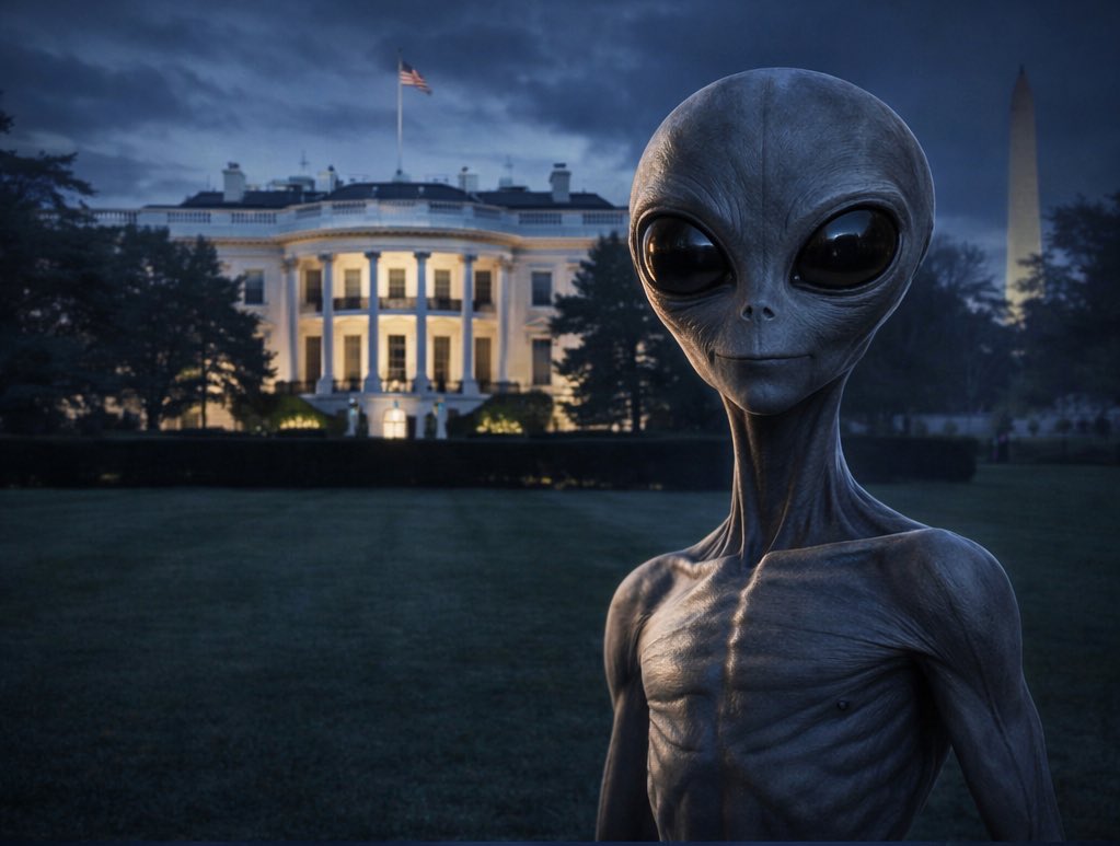 AliensAreReal tweet media