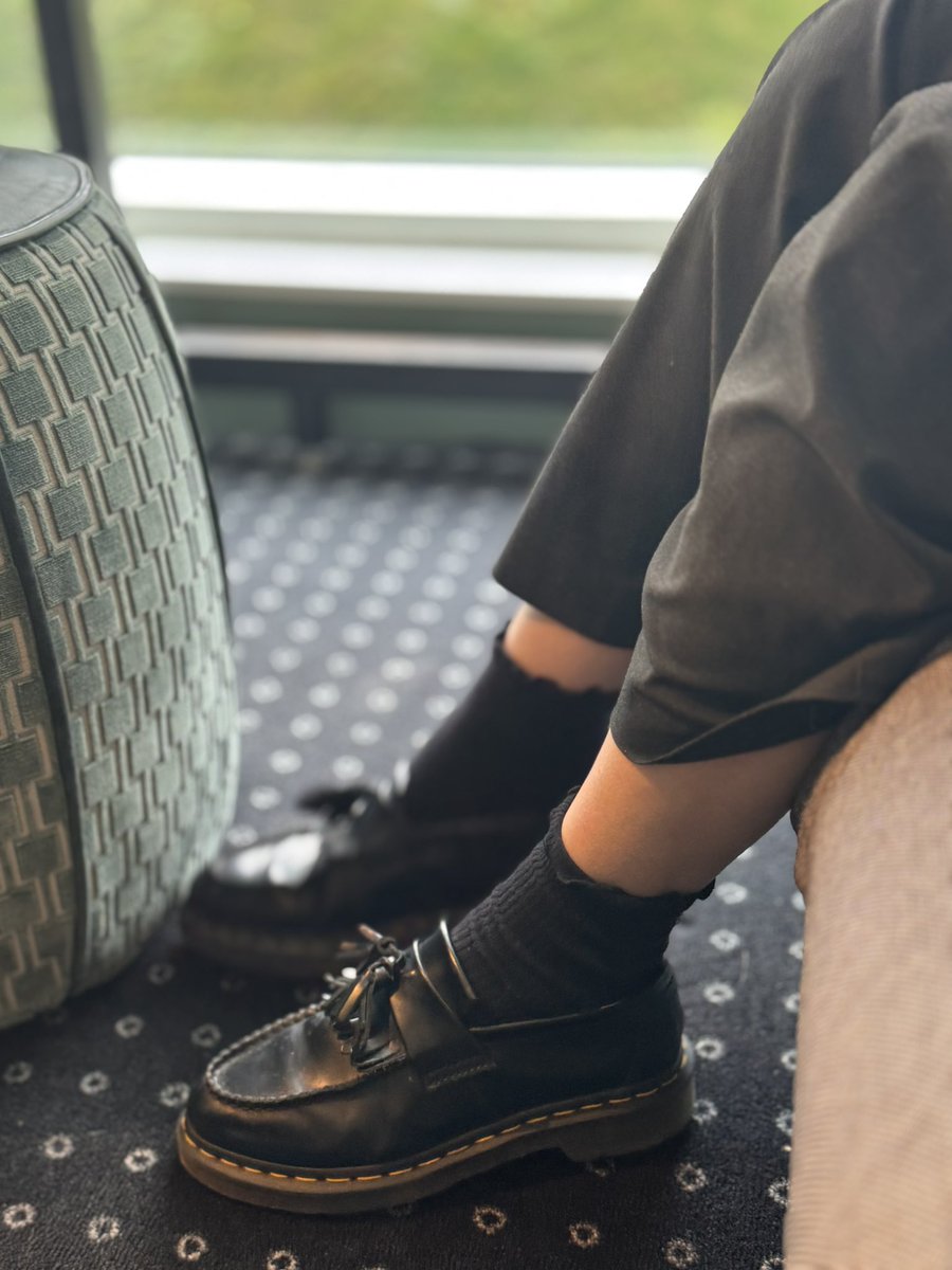 Amelie 🇬🇧🦶🧦 tweet media