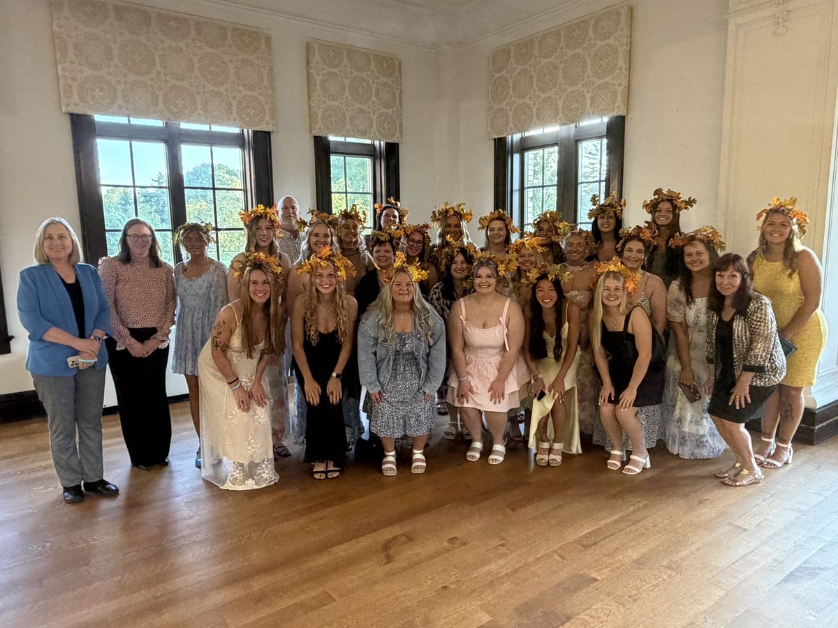 Saint Mary-of-the-Woods College tweet media