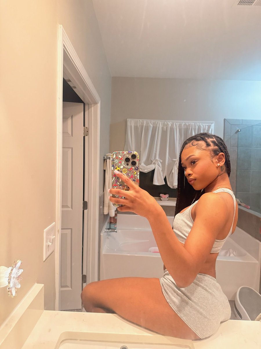 AMOURJENNAE 🤍 tweet media