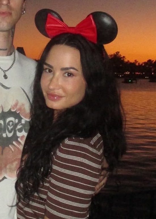 Demi Base tweet media