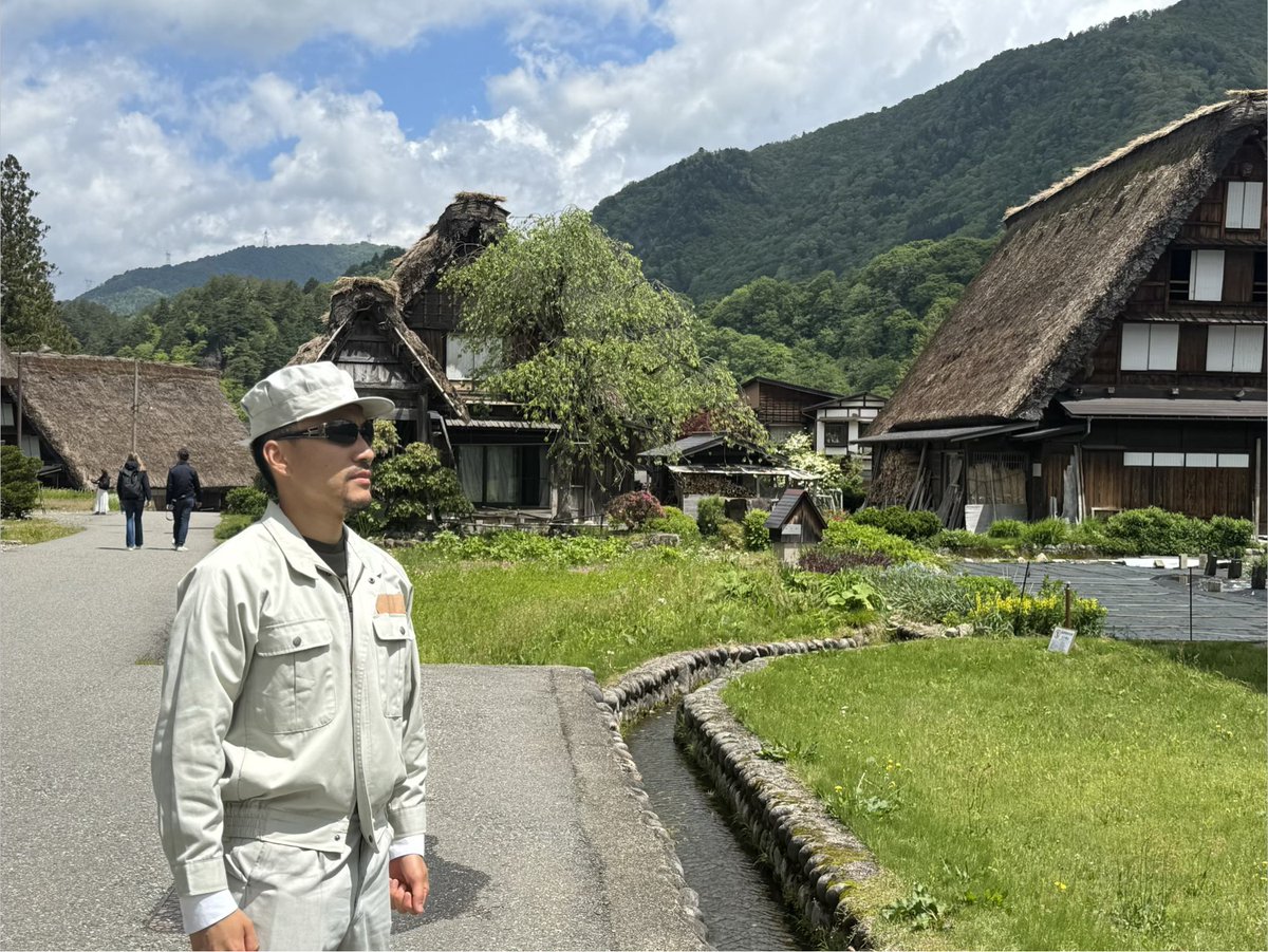 作業着で白川郷に来ると､とある部隊みたいになって不穏になるらしい