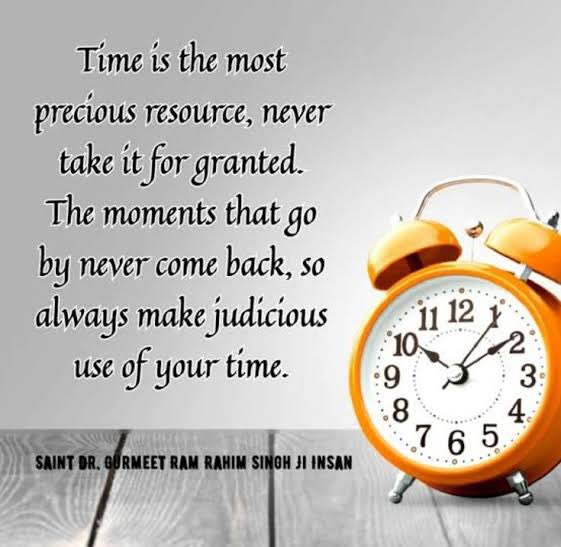 #HowToManageTime
जो व्यक्ति समय की कद्र करना सीख जाता है, वह जीवन में आगे बढ़ना भी सीख जाता है।
Saint Gurmeet Ram Rahim Ji के अनुसार दिन की सही योजना, अनुशासन और ध्यान जीवन को संतुलित और सफल बनाते हैं। हर काम समय पर करें, रोज़ थोड़ा समय सिमरन और आत्मचिंतन के लिए जरूर निकालें.
