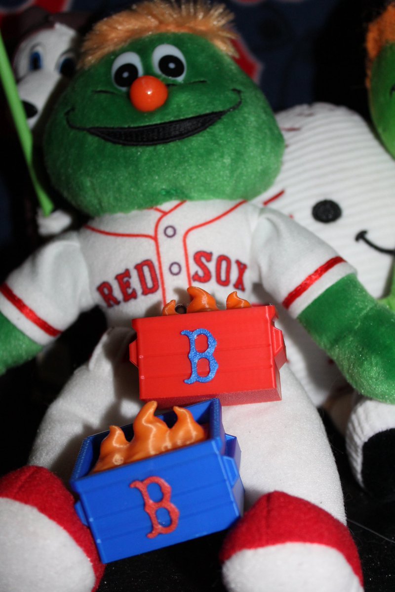 peskycrystal's tweet photo. My little sister absolutely COOKED with these Red Sox dumpster fire fidget clickers! 5% from every sale goes to Hope Health Hospice. Check out her website for a hot dog clicker, too :) any ?’s- DM me!!
https://t.co/y5SjmnZkRm https://t.co/ObRwX9NYWR