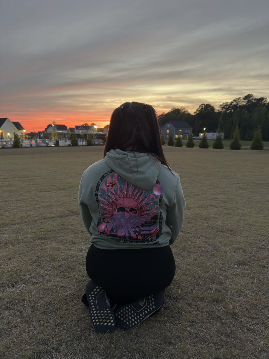 ThePaystry's tweet photo. Live and waiting 🫶🏼

Link Below :)

#TwitchStreamer
#Gamergirl
#LiveonTwitch
#TwitchLive
#Streamer
#Gamer
#Girl
#Friendly
#English
#SmallStreamer
#Gamblewithyourfriends https://t.co/DuPDeClpta