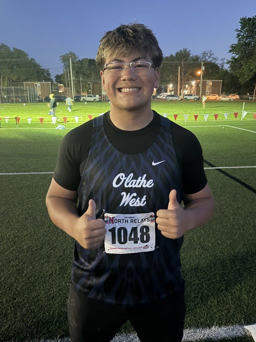 OWTracknField's tweet photo. Brayden Shin: 4th place in Discus! https://t.co/7o0SiGEEVZ