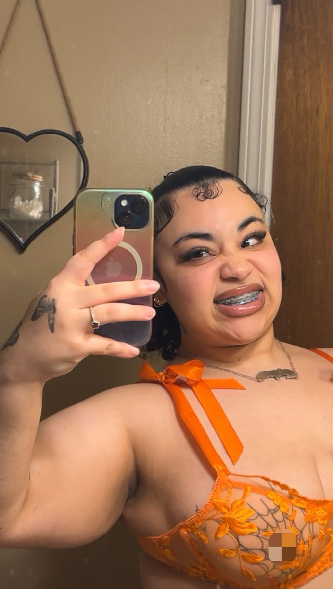 Sevvynnn2teaa's tweet photo. 🧡🧡 https://t.co/qshveKM8yY