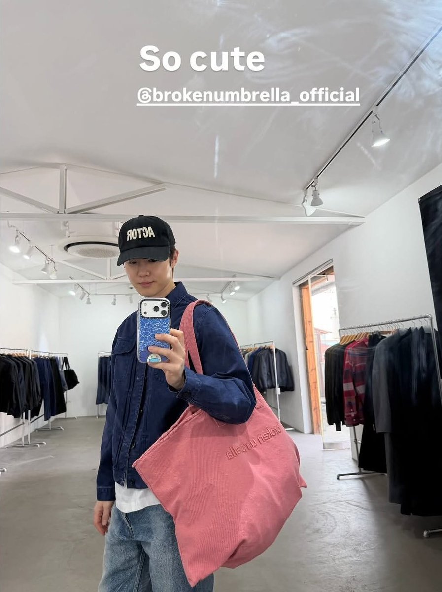 260509 kimjuncotton ig story update

"So cute" 

#수호 #SUHO #준면 #김준면 
#スホ #金俊勉 <a href="/weareoneEXO/">EXO</a>