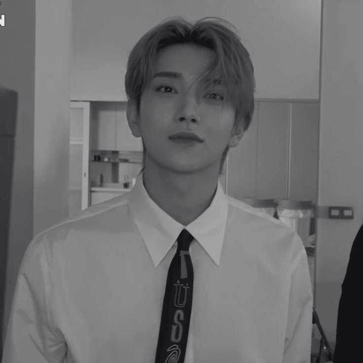 fraksisenja's tweet photo. @TamagoPost ㅤ ㅤ ㅤ 
𝗕𝗔𝗥𝗔𝗦𝗘𝗡𝗔 𝗗𝗔𝗠𝗔𝗥𝗛𝗔𝗗𝗜, 1995. 
Paling ganteng satu rumah, tapi jadi yang paling pusing juga kalau semua lagi berulah.

Kalau kamu?
ㅤ ㅤ https://t.co/1AqBhOnTBF