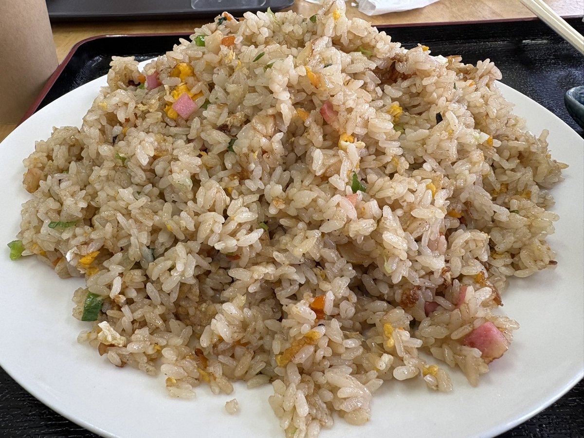 nomrin2's tweet photo. 下関
ドライブイン犬鳴に行ってみたよ
いつも人多いね

お料理が巨大で美味しい https://t.co/3PUI6hA42A