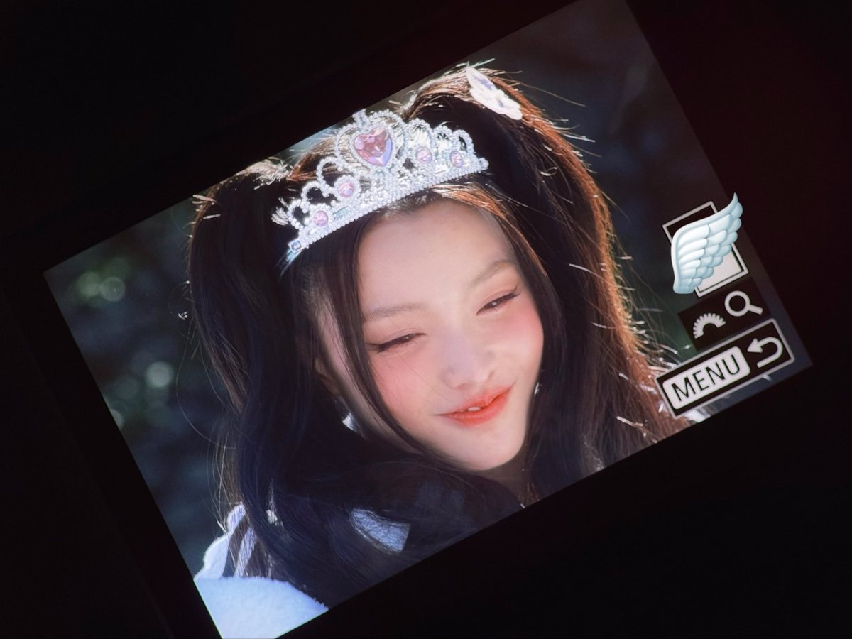 달이!! tweet media