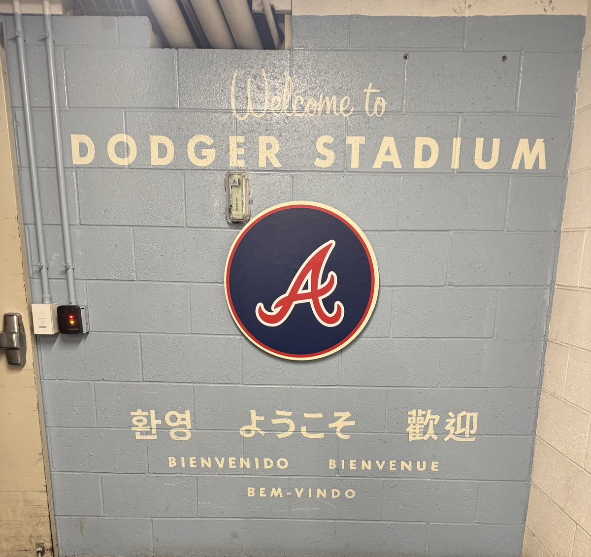 JChad680's tweet photo. 📍Los Angeles https://t.co/bW1a7I34uR