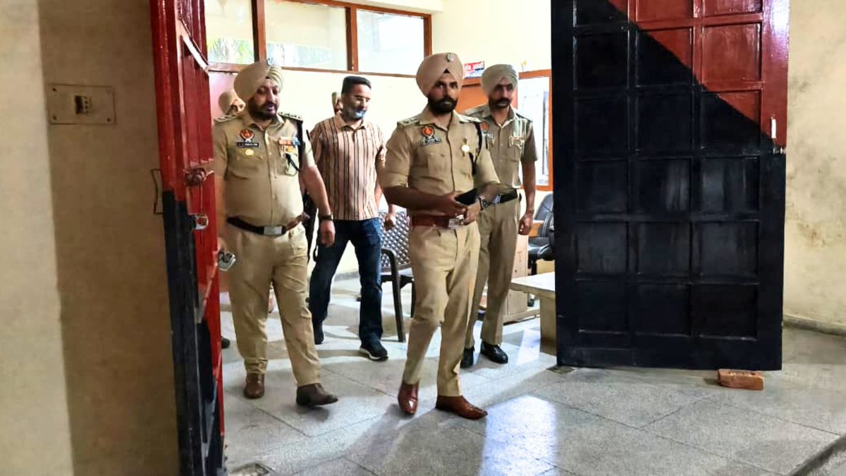 Batalapolice tweet media