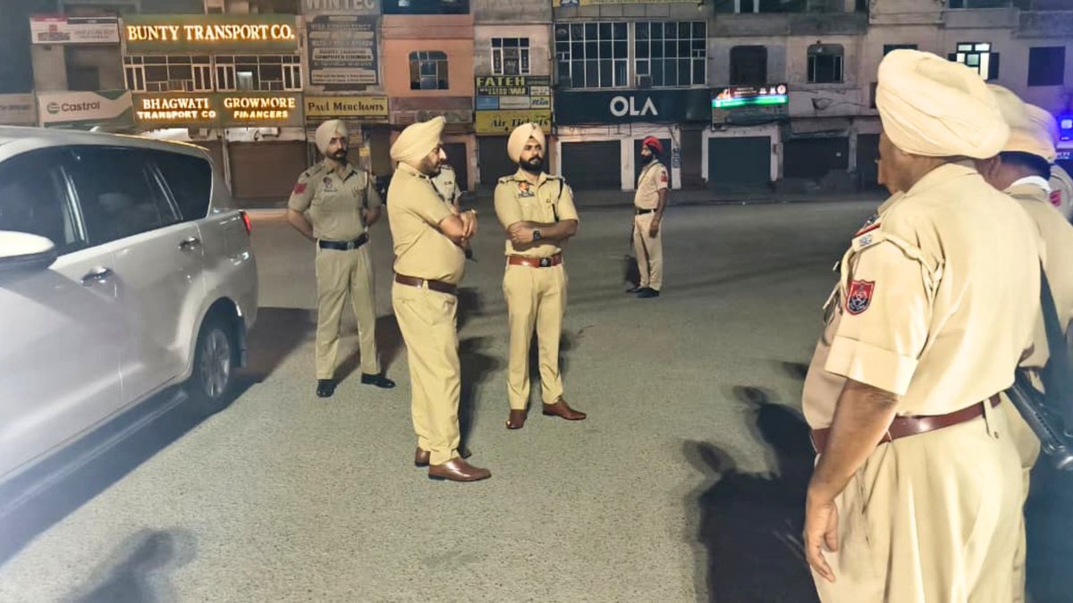 Batalapolice tweet media
