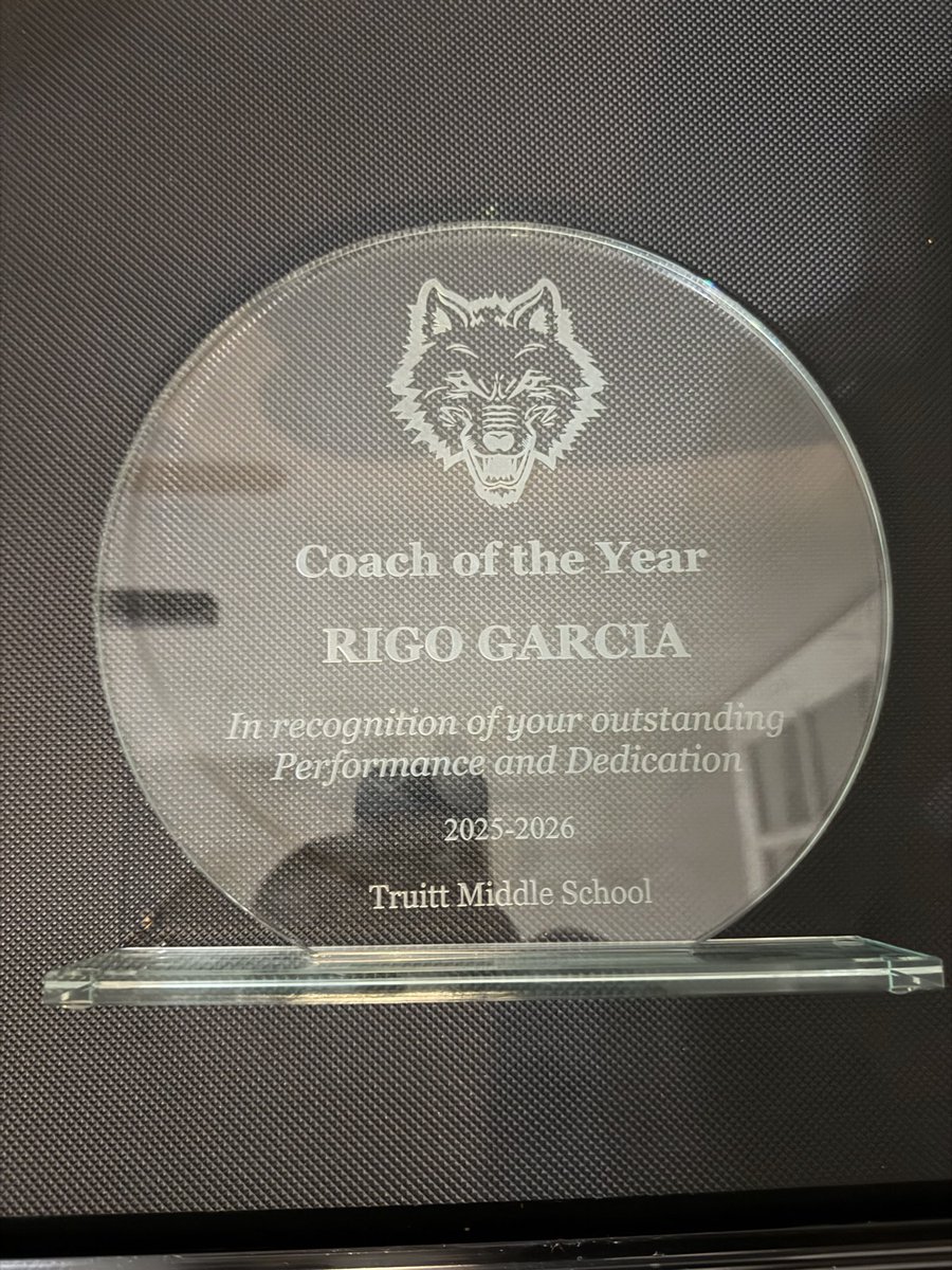 rigo_three's tweet photo. Blessed to make a difference in a community of future leaders alongside like-minded educators &amp; coaches!2025-26 Zone champs in Football &amp; Basketball. Go Timberwolves! @CFISDAthletics @truittcfisd @TruittAthletics https://t.co/9xVUq306jM