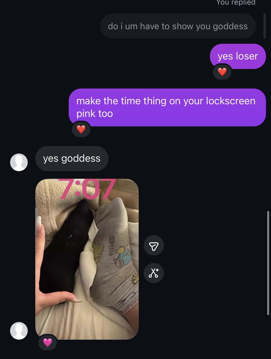 uronlinedollie's tweet photo. fucking loser loves my sweaty worn all day smelly socks , literally begs me for a meet just so i can shove them in his face , sooo disgusting 

#dirtysocks #feet #socks #feetfetısh #footfetısh #feetworshi̇p https://t.co/DlcXJXNmps