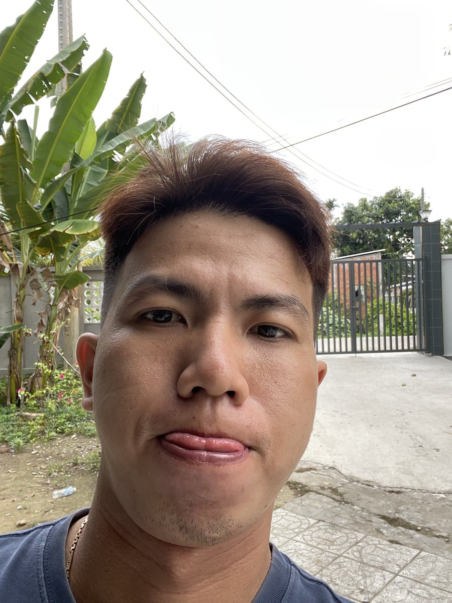 Đợt này hớt tóc ngắn. 
Hi vọng có ngiu 🤣🤣