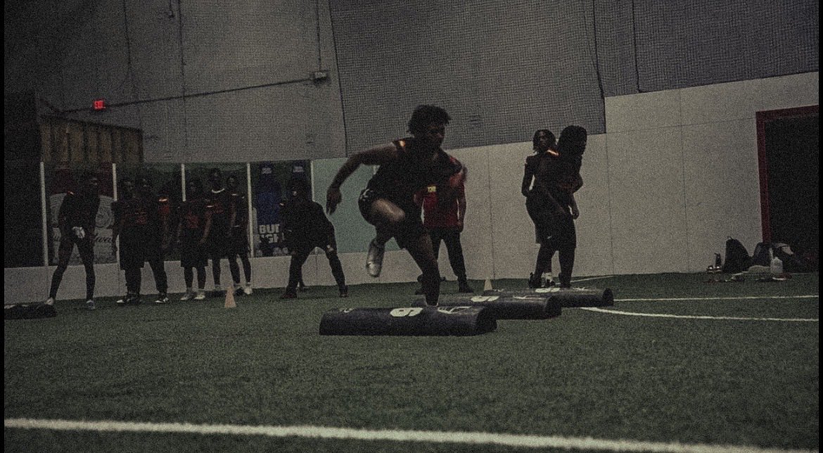 ZaevionEvans's tweet photo. Work speaks louder than words. Grateful for the opportunity to compete and improve. #ClassOf2028

@NCHTrojansFB @CoachTy_1 @ScottC_Scout @FTalentScout https://t.co/N1JnkV8O1s