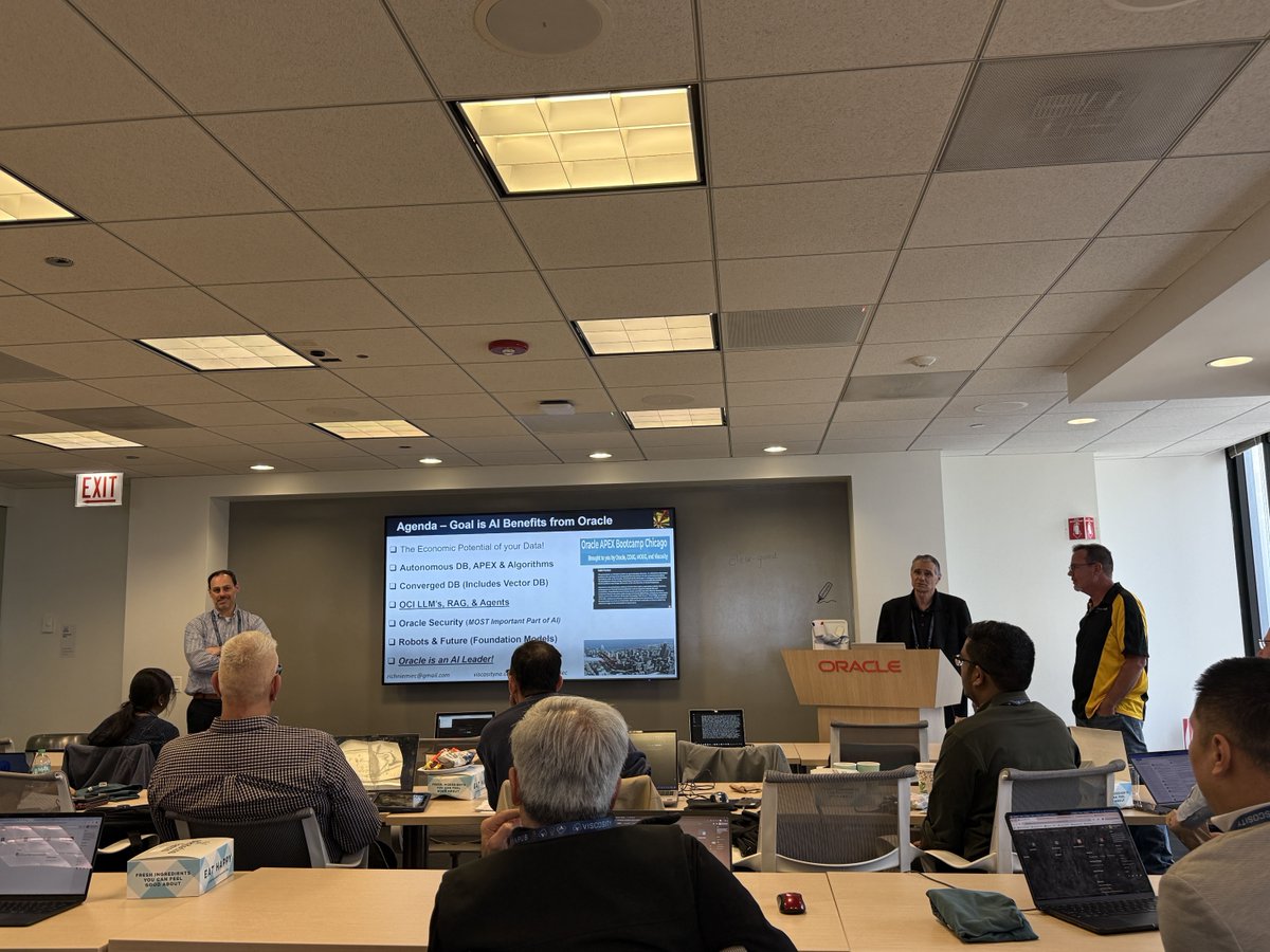 ViscosityNA's tweet photo. Chicago APEX Bootcamp is OVER!🚀 

One big takeaway: #orclAPEX is far beyond “rapid app dev” now. #GenerativeAI secure enterprise apps, scalable architecture, &amp; hands-on demos w/ #ACEDs @richniemiec, @JaysonHanes, @HeyAlfredoDBA, Jason Straub, &amp; Arun Muthupalaniappan, Oracle. https://t.co/nsVu4kNBwI