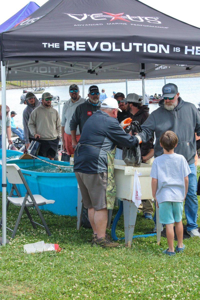 BunchMarine's tweet photo. Thinking about the great time we had last weekend at this year's first Bunch Bash!! Thanks to everybody for coming out. We can't wait to do it again soon!! https://t.co/22BqWo6RPY