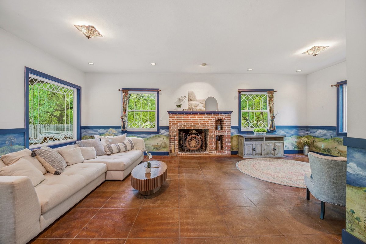 Magnolia Realty tweet media