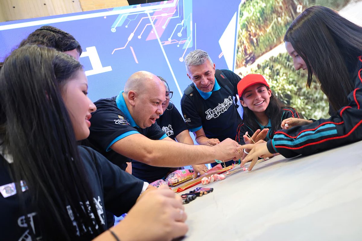 Computadores para Educar 💻 tweet media