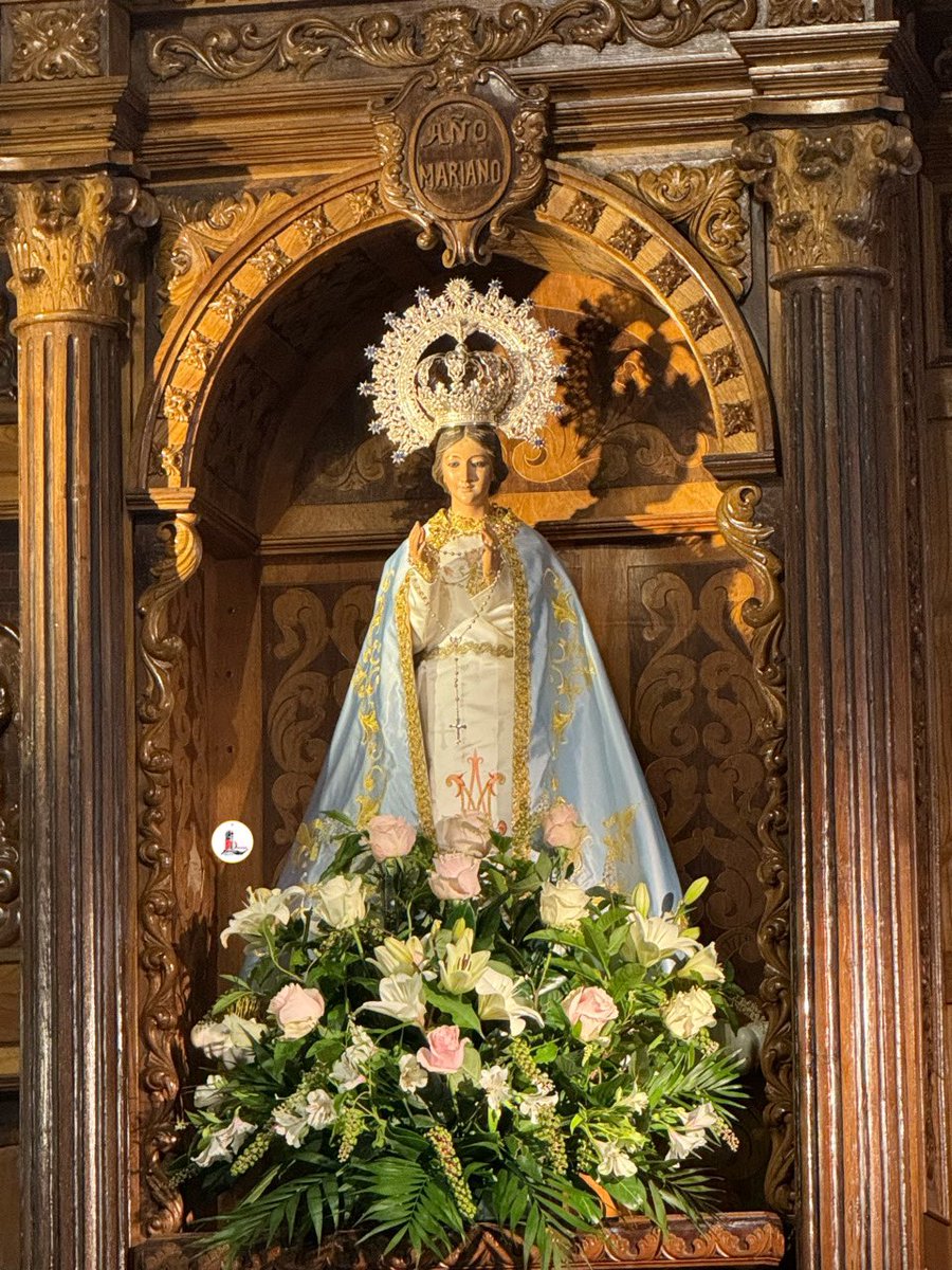 #ReginaCoeli 
"Gózate y alégrate, Virgen María; aleluya"
Ntra. Sra. del Buen Suceso, Huergas de Gordón (España)