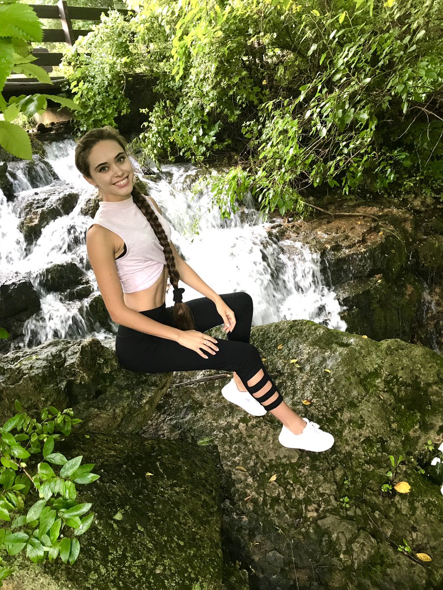 Alyona tweet media