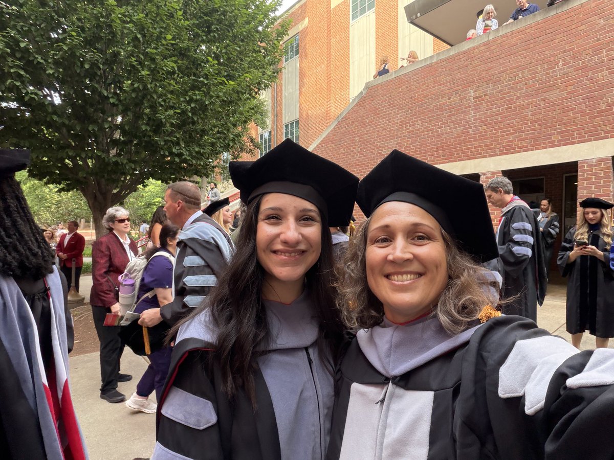 ECrisciLab's tweet photo. Congratulations doctors!!! We are celebrating your special day! All the best to Class of 2026!!! @NCStateVetMed https://t.co/545LIbCJRw