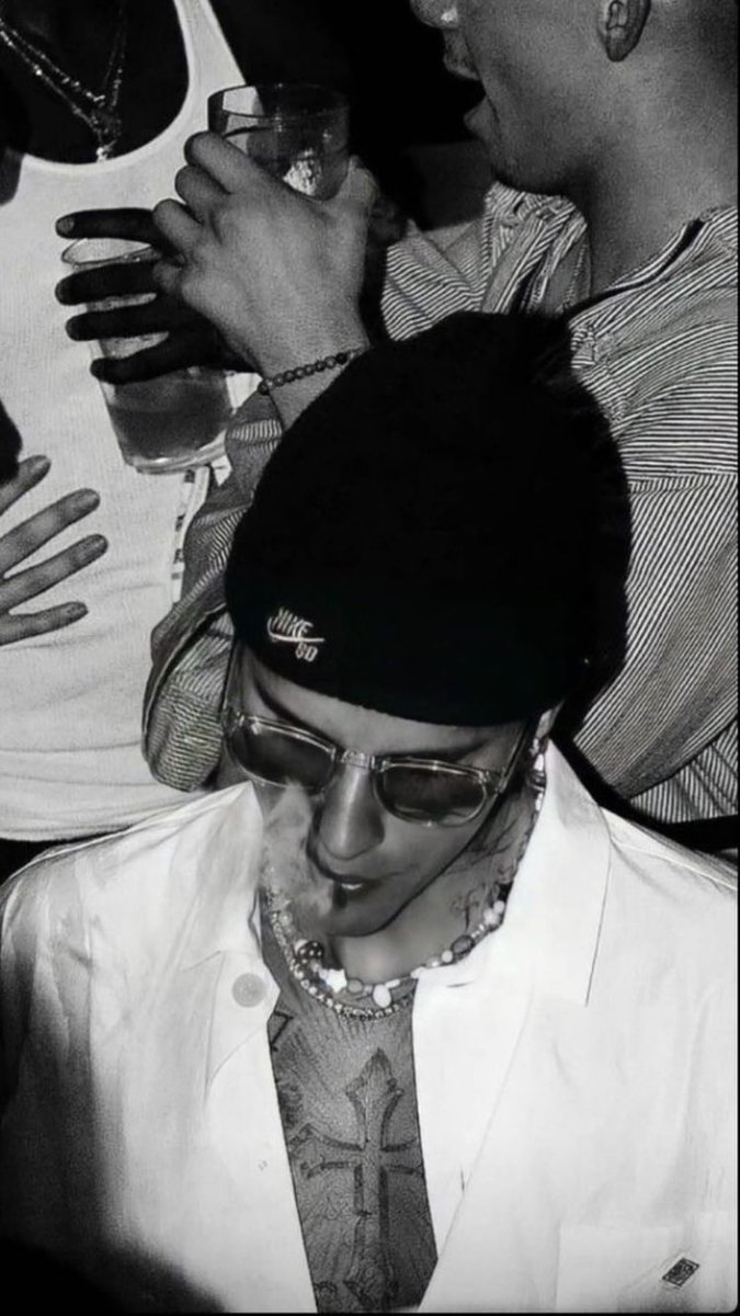 EL AURA DE ESTA FOTO 😮‍💨
