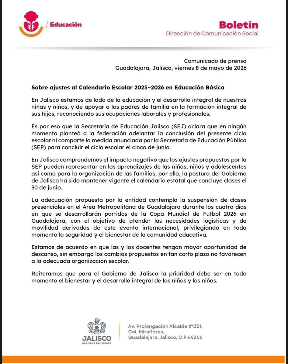 Libro_negro_'s tweet photo. #ULTIMAHORA 🔴| El Gobierno de Jalisco informa que no esta de acuerdo con la decisión tomada por la SEP, de terminar el ciclo escolar el 05 de Junio. 

Segun dicen la propuesta indicaba que solo se suspenderían clases en los días de partido.

Podría ser que Jalisco no respete el acuerdo nacional y que aquí haya clases hasta el 30 de junio.