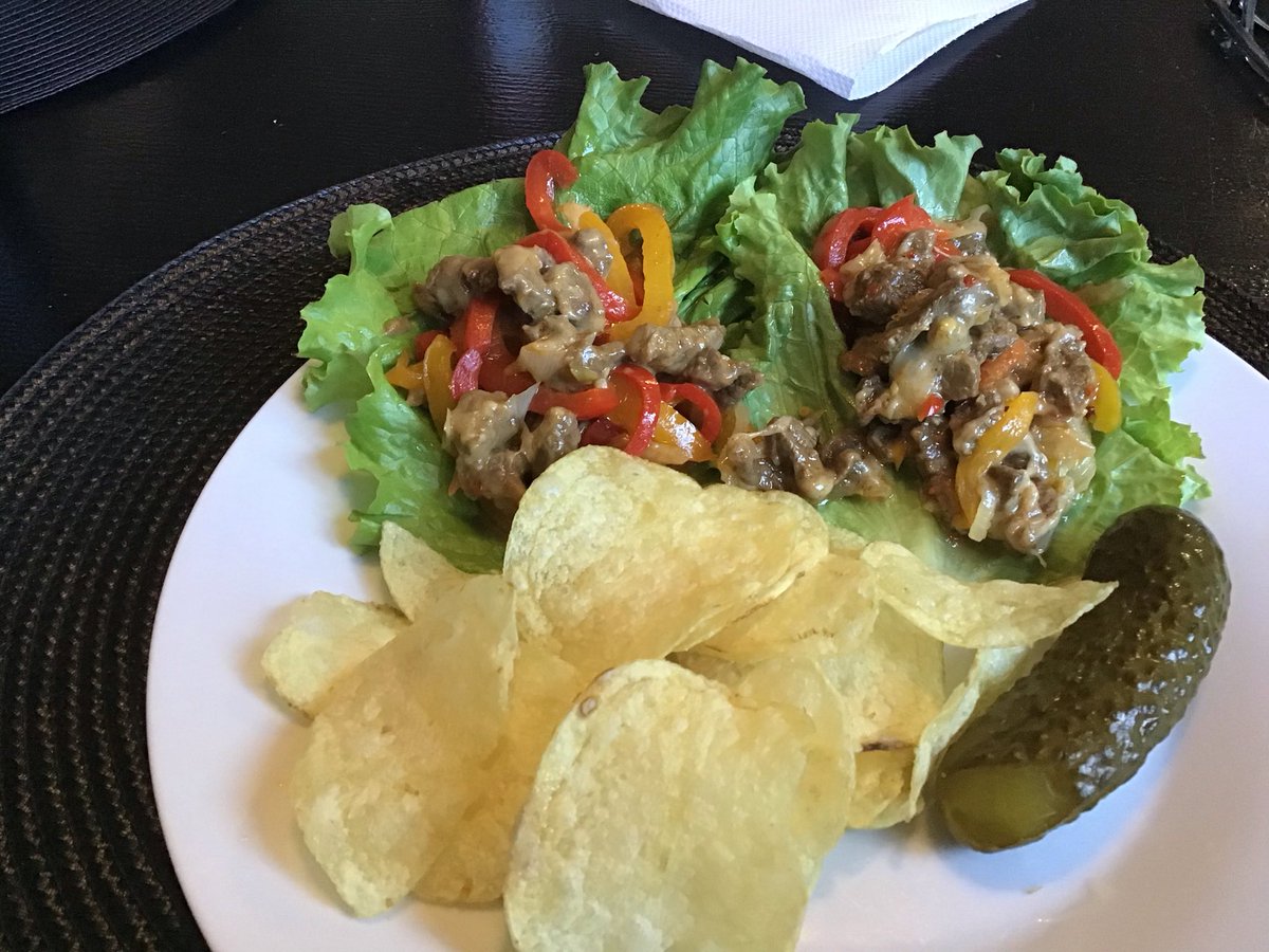 🛎Order Up: Philly Cheese Steak Lettuce Wraps, with Chips and a little something for my friend Connie😄