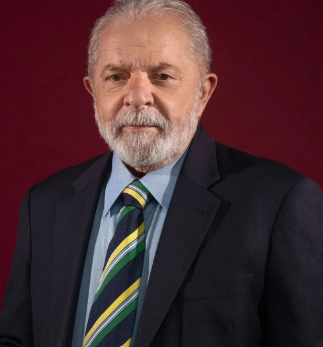 Ricardo Salles não é meu inimigo, Eduardo Bolsonaro não é meu inimigo, o Nikolas não é meu inimigo, a Ana Campagnolo não é minha inimiga, a Michele Bolsonaro não é minha inimiga. 

Meus Inimigos: