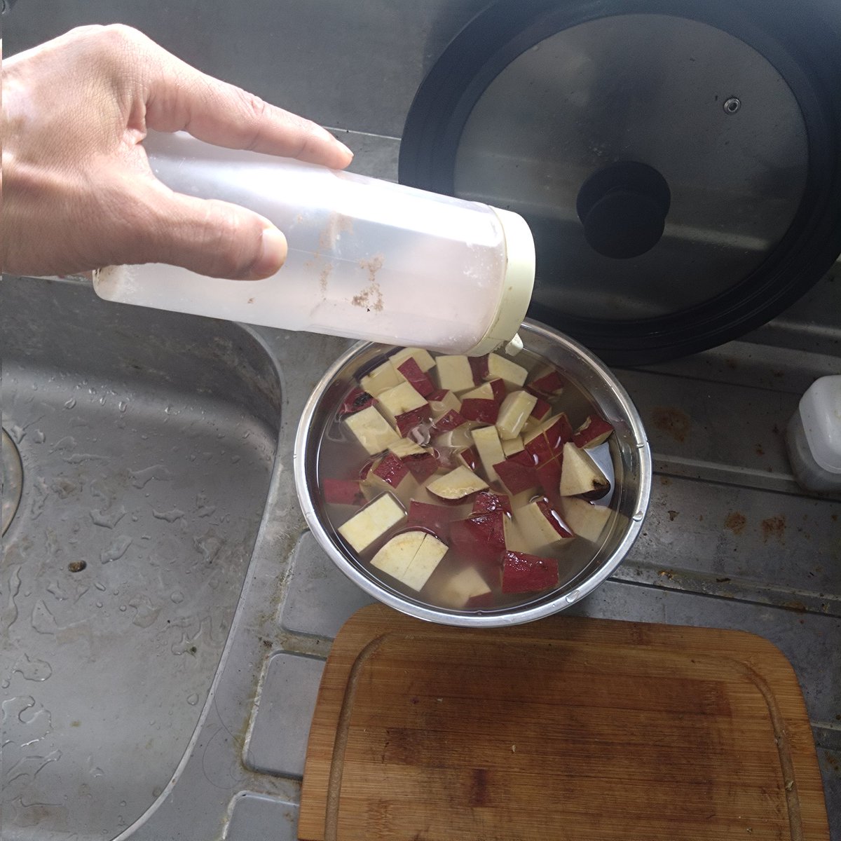 Boules de patate douce frites【ブール・ドゥ・パタット・ドゥース・フリットゥ】を作ろうかと思ってます。